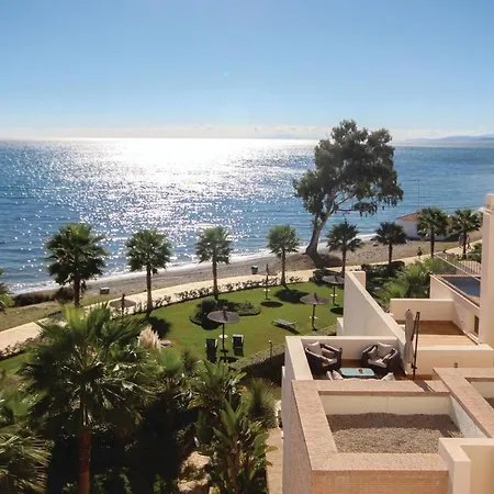 In With 2 Bedrooms, Outdoor Swimming Pool And Swimming Pool