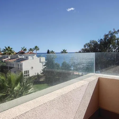 In With 2 Bedrooms, Outdoor Swimming Pool And Swimming Pool
