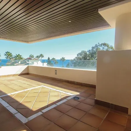 Daire In With 2 Bedrooms, Outdoor Swimming Pool And Swimming Pool *